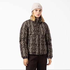 Dickies Camden Puffer snakeprint jacket